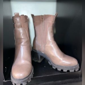 Womens Brown boots